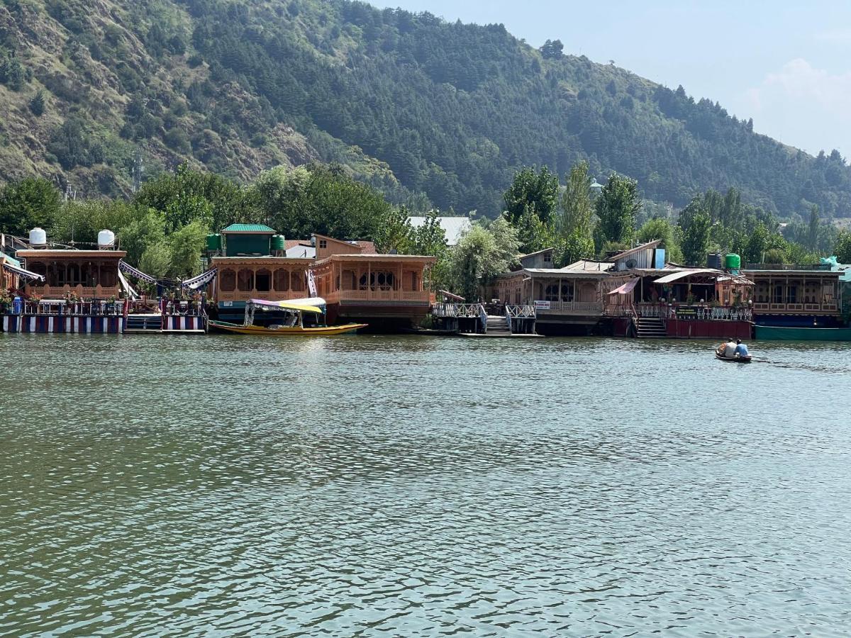 Aristotle Group Of Houseboats & Transportation Ξενοδοχείο Σριναγκάρ Εξωτερικό φωτογραφία