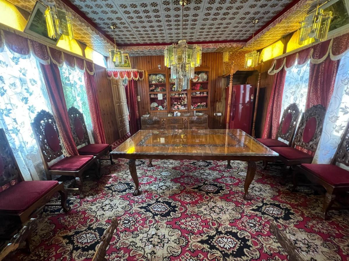 Aristotle Group Of Houseboats & Transportation Ξενοδοχείο Σριναγκάρ Εξωτερικό φωτογραφία